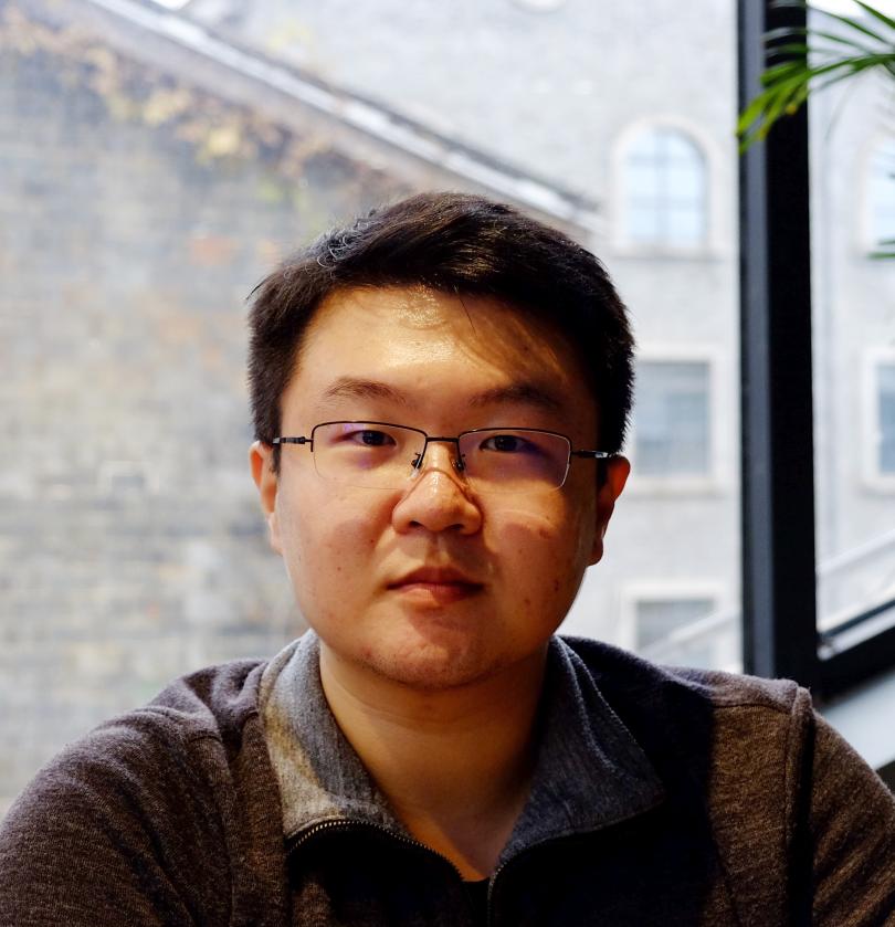 A self photo of Dr. Wang.